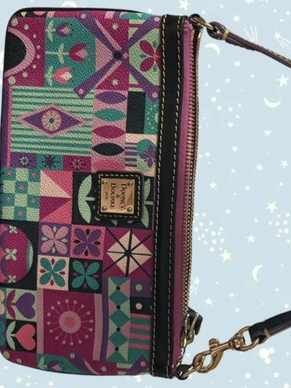 EUC Disney Dooney & Bourke It’s A Small World multicoloured clutch purse